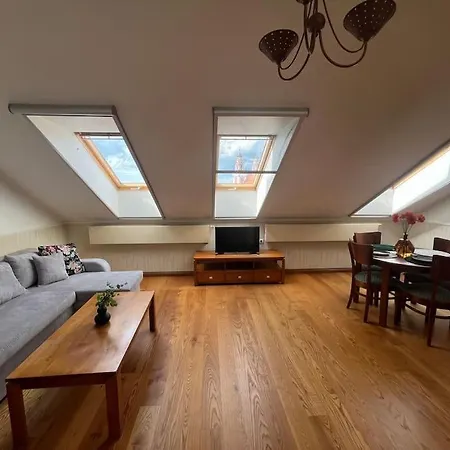 Old Town With Free Parking Apartment