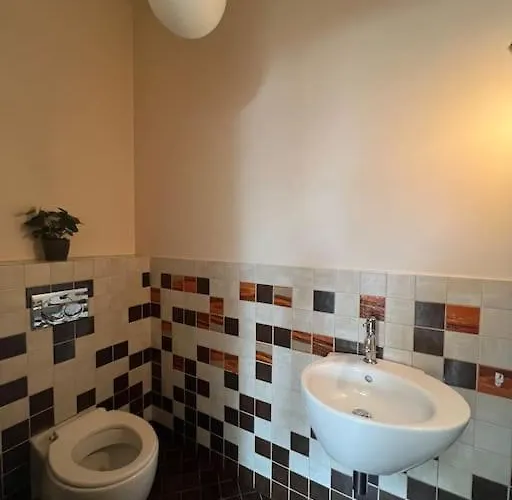 Old Town With Free Parking *