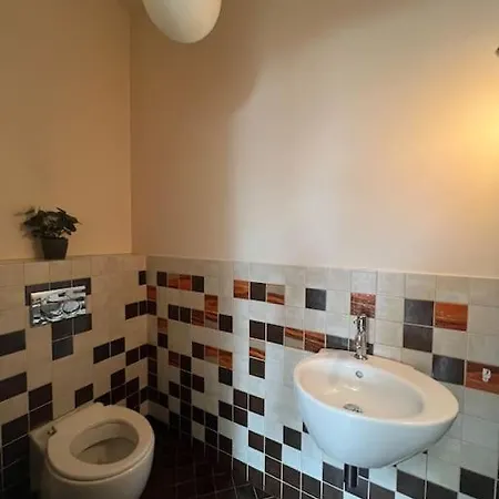 Old Town With Free Parking *